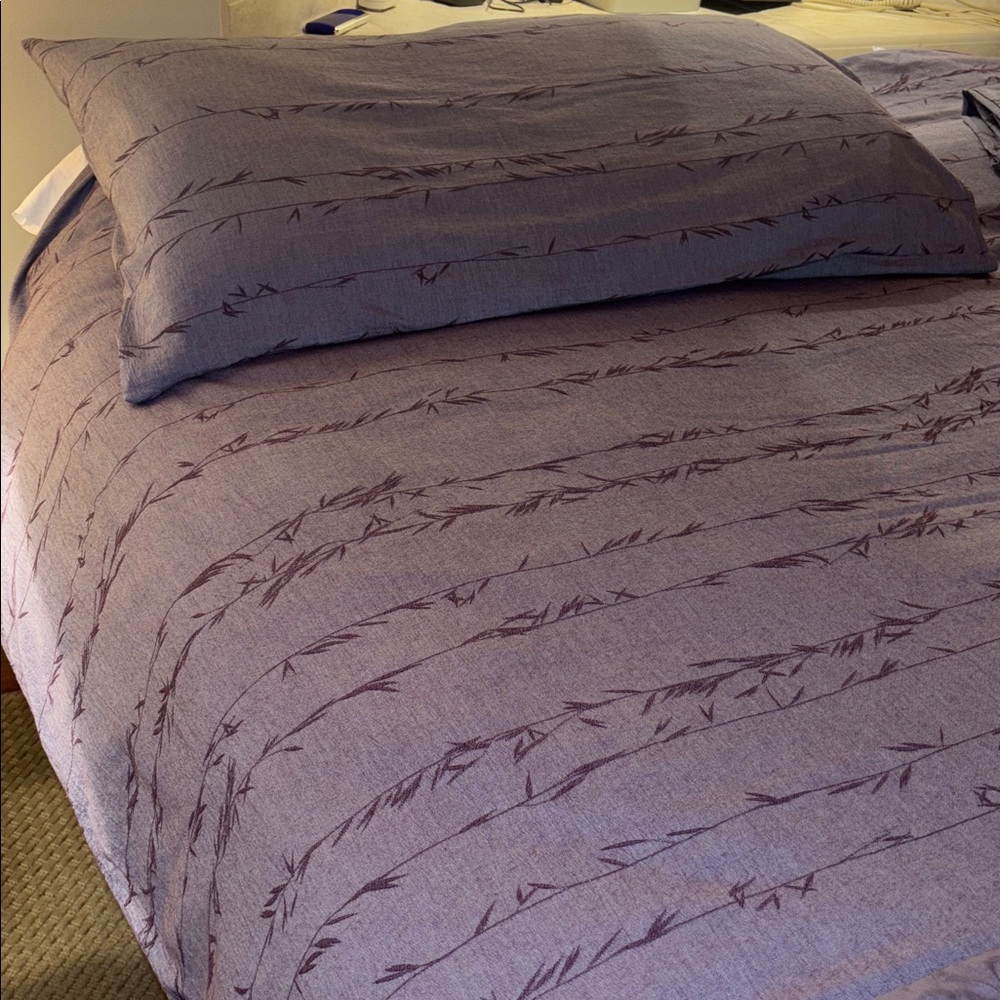 Calvin Klein King Duvet Two King Shams Lavender with Botanical Leaf Detailing